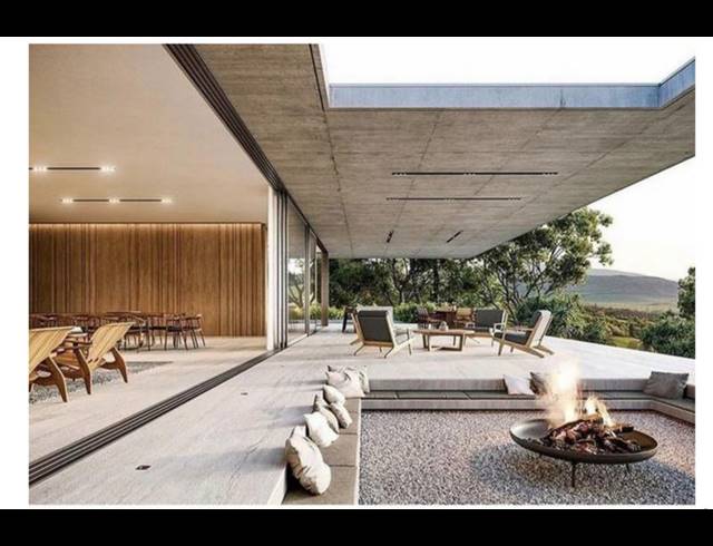 6 BEDROOM HOUSE FOR SALE IN MIDSTREAM RIDGE